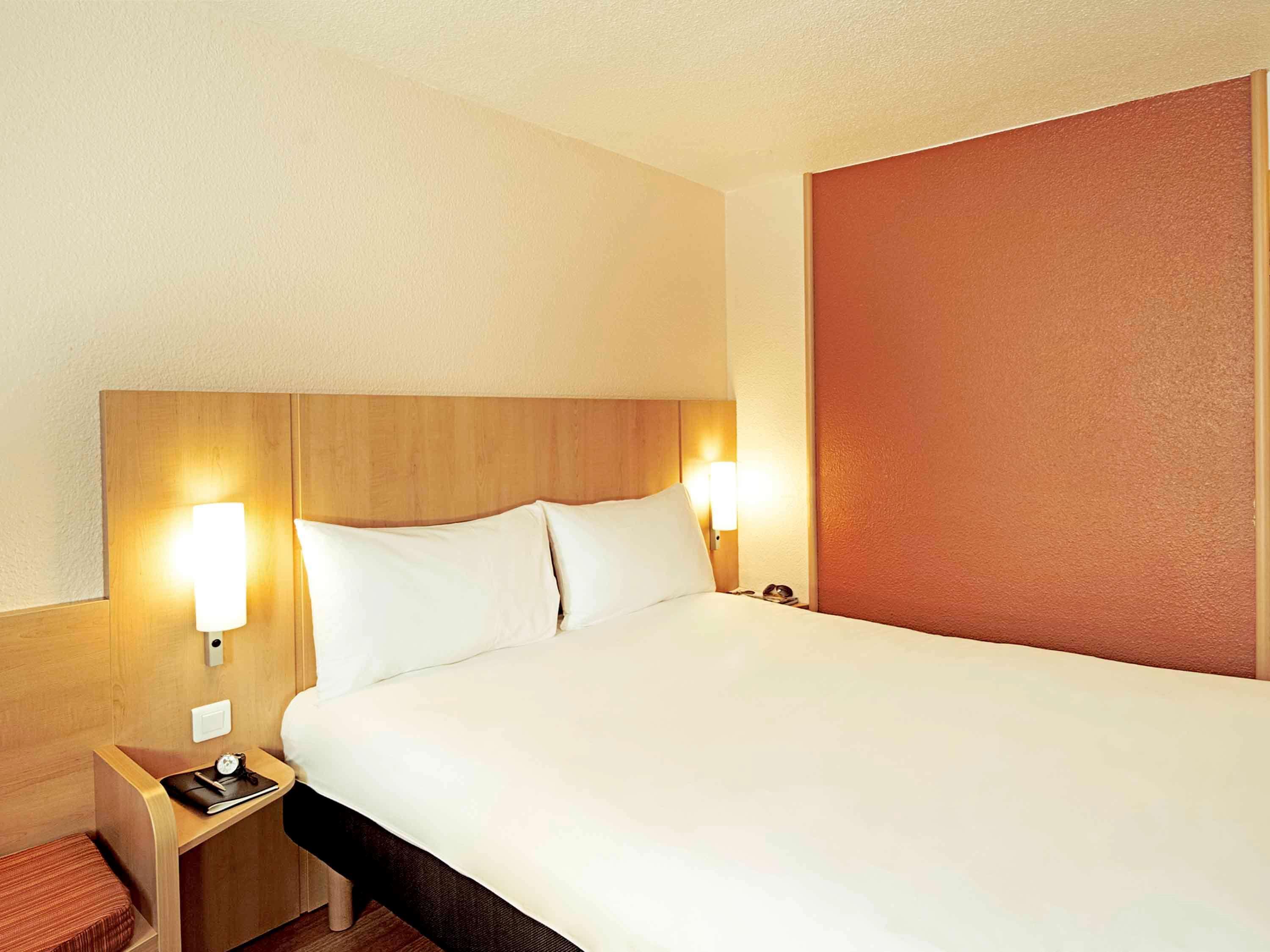 Ibis Nantes Centre Tour Bretagne Hotel Buitenkant foto